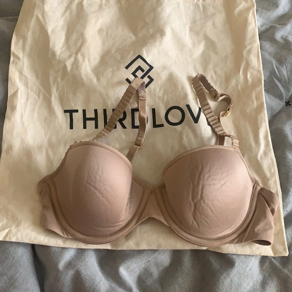 THIRD LOVE nude bra with straps 32C